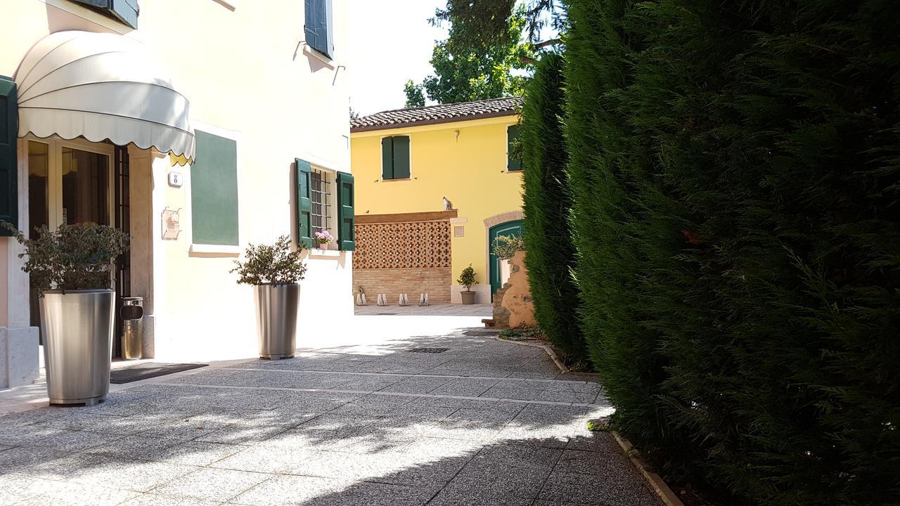 La Corte Dei Sogni B&B Modena Dış mekan fotoğraf